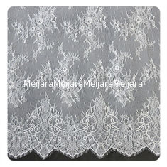 China Eco vriendschappelijke Vervende Stof, Nylon Kant van Flora het Bruids Chantilly met Nylon Materiaal leverancier
