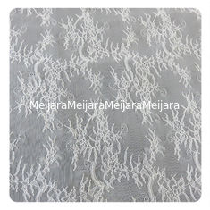 China Kant 150x300cm/PC, Ivoor Bloemenstof van Chantilly van de huwelijkskleding gratineerde Gescherpt leverancier