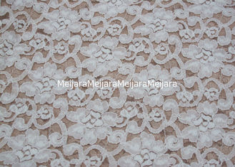 China De manier borstelde Witte de Bloemvorm van de Kantstof, Stretchable 135cm Breedte CY-LQ0042 leverancier