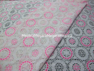 China Roze Geometrische de Stoffen Katoenen van het Polyesterkant Doorsmelting helemaal over Kant voor Dame Clothes (CY-DK0041) leverancier
