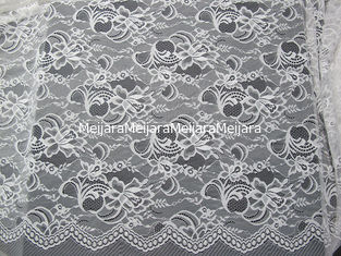 China Witte Nylon Zwitserse Kantstof Bloemen Gebreid met Grenskant en Kammosselrand leverancier