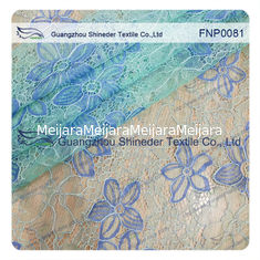 China Stof van het polyester de Nylon Kant van Munt Groen met Patroon Bloemen leverancier
