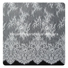 China Geborduurde Nylon de Versieringsborrels van het Wimperkant/Geborduurde Kantstof leverancier