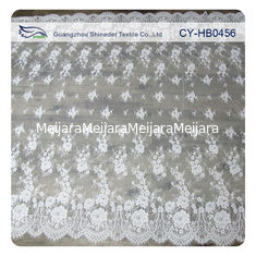 China Gedrukte Douane van de het Kantstof van ivoor de Nylon Bloemenchantilly Embroideried leverancier