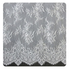 Eco vriendschappelijke Vervende Stof, Nylon Kant van Flora het Bruids Chantilly met Nylon Materiaal leverancier