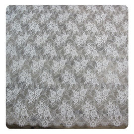 Nylon het Kantstof van de Ivoor Bloemen Gegratineerde Gescherpte Normale Vervende Bruids Kleding leverancier