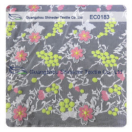 Hoog - dichtheids Nylon Katoenen Kantstof Geborduurd Kant voor Dame Garments leverancier