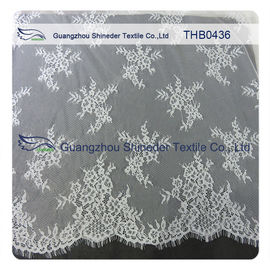 Eco - Vriendschappelijke Witte Bruids Nylon Kantversiering 150 * 300CM Decoratieve Kantversiering leverancier