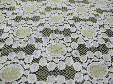 De zachte Gele van de Katoenen Nylon Punt Kantstof Bloemen Gebreid voor Kantkleding CY-DK0034 leverancier