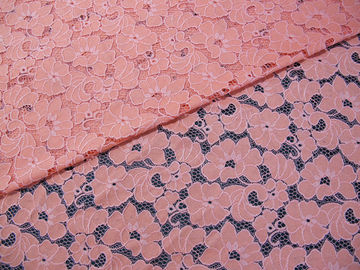 De dames kleden van de Katoenen Nylon Bloemen Roze Elegante krimpen-Bestand Kantstof  leverancier