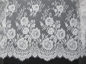 De vierkante Nylon Versiering van het Wimperkant/Kledings Uitstekend Kant voor Decoratie 150cm x 150cm leverancier