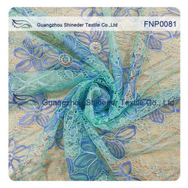 Stof van het polyester de Nylon Kant van Munt Groen met Patroon Bloemen leverancier