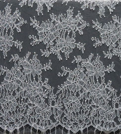 150cm Ontwerp van de de Stoffen Witte Bloem van het Breedte het Nylon Kant voor Kleding leverancier