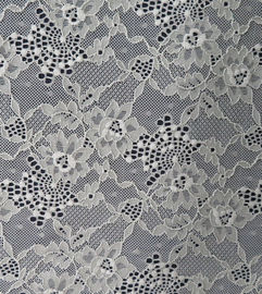 Elastische Kantstof van Spandex &amp; Nylon met het Patroon van de Klaverbloem leverancier