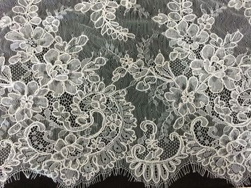 Gevoelige Witte Gegratineerde Chantilly-Kantlingerie, Bruids Geribde Kantstof leverancier